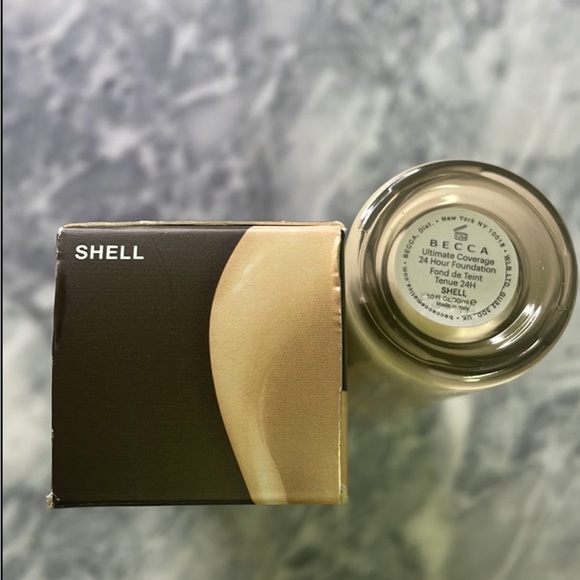 New Becca Cosmetics Ultimate Coverage Foundation Shell - Picture 2 of 3